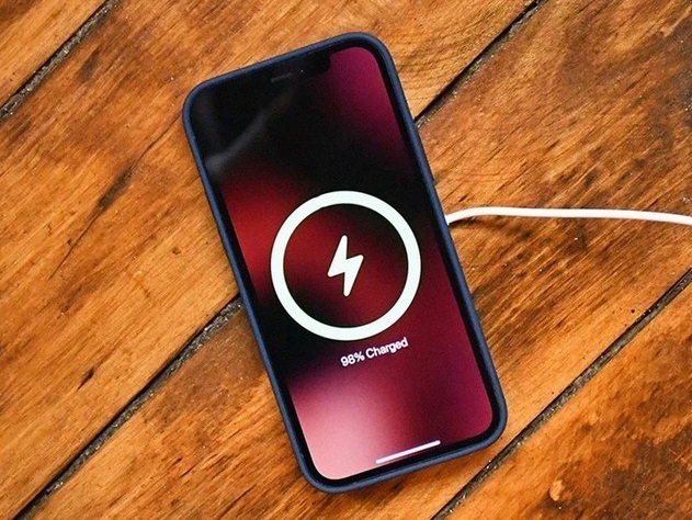 灵丘苹果手机维修分享iPhone 12可以随便充电吗 